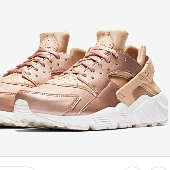 white and rose gold huaraches